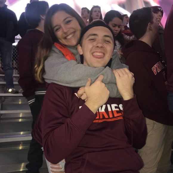 Hunter Dillman - Picture 1 of 1